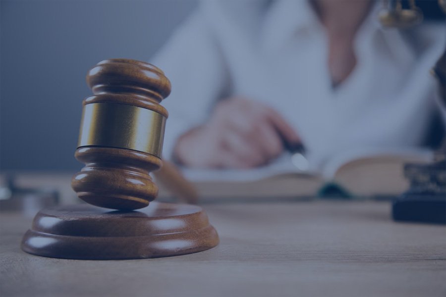 القيود الواردة على مبدأ حرية القاضي في الاقتناع الجزائي في القانون العماني