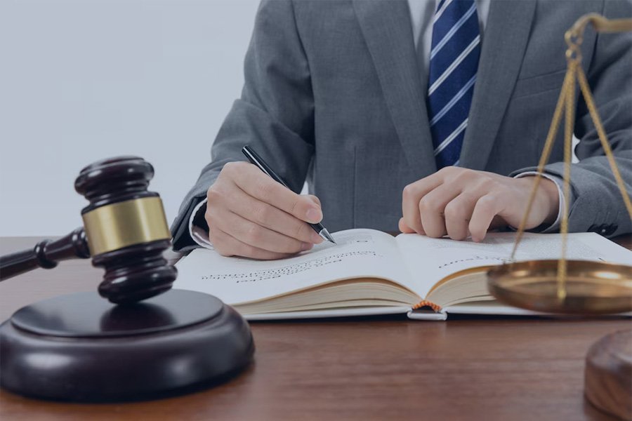 التعريف بمصادر الالتزام المنصوص عليها في قانون المعاملات المدنية العماني